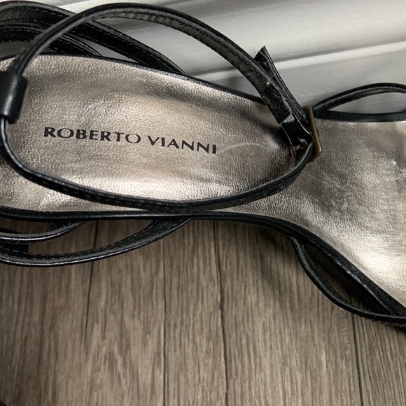 Roberto Vianni heels size 5 - Picture 2 of 3